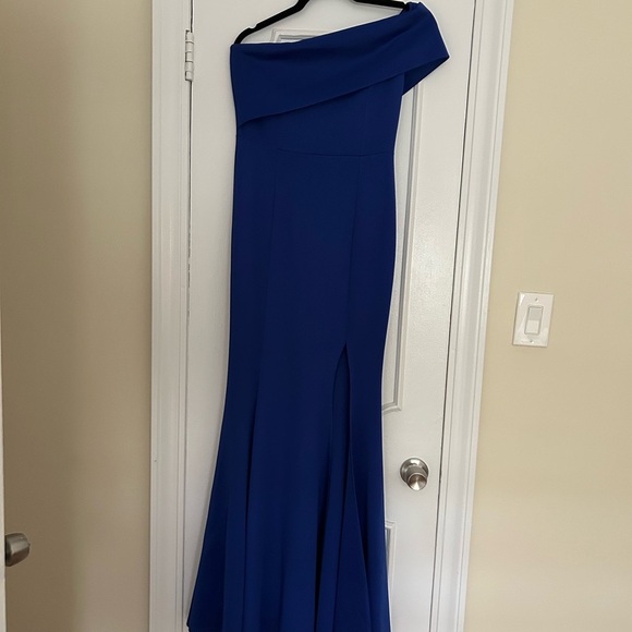 Ankle length Elegant Blue Off-Shoulder Dress Brand New - Picture 1 of 5